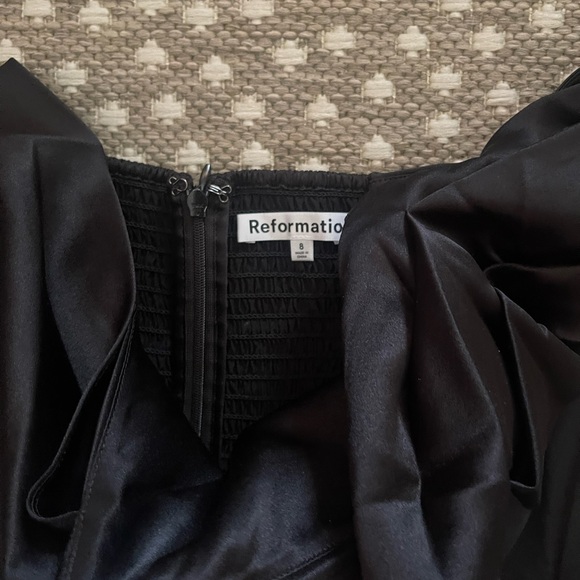 NWOT Reformation Lanelle 100% silk black mini dress size 8 - Picture 4 of 5